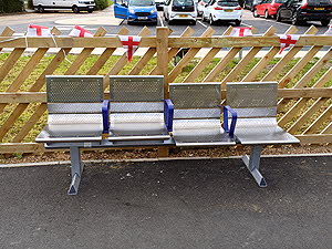 Outdoor_Seating300px